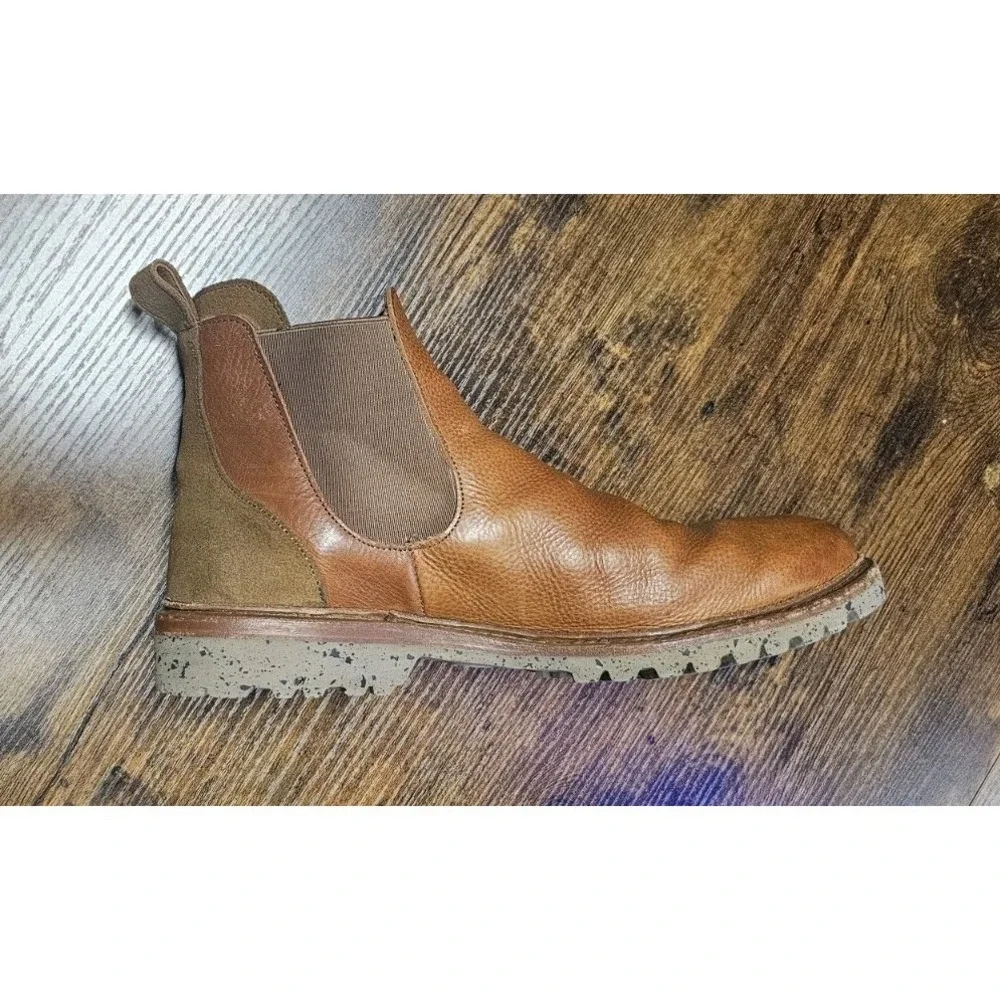 Allen Edmonds‎ 
